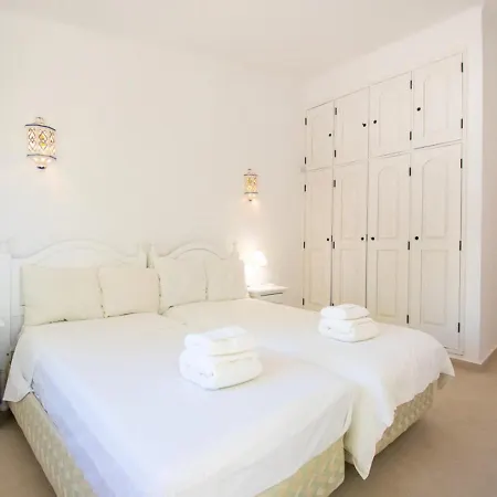 Casa Pazovida - Great 3-bedroom With Private Pool Villa