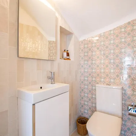 Villa Casa Pazovida - Great 3-bedroom With Private Pool