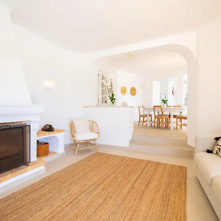 Casa Pazovida - Great 3-bedroom With Private Pool Villa *